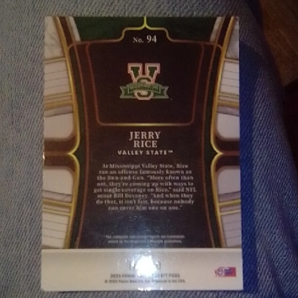Select Football Trading Card - Picture 2 of 2